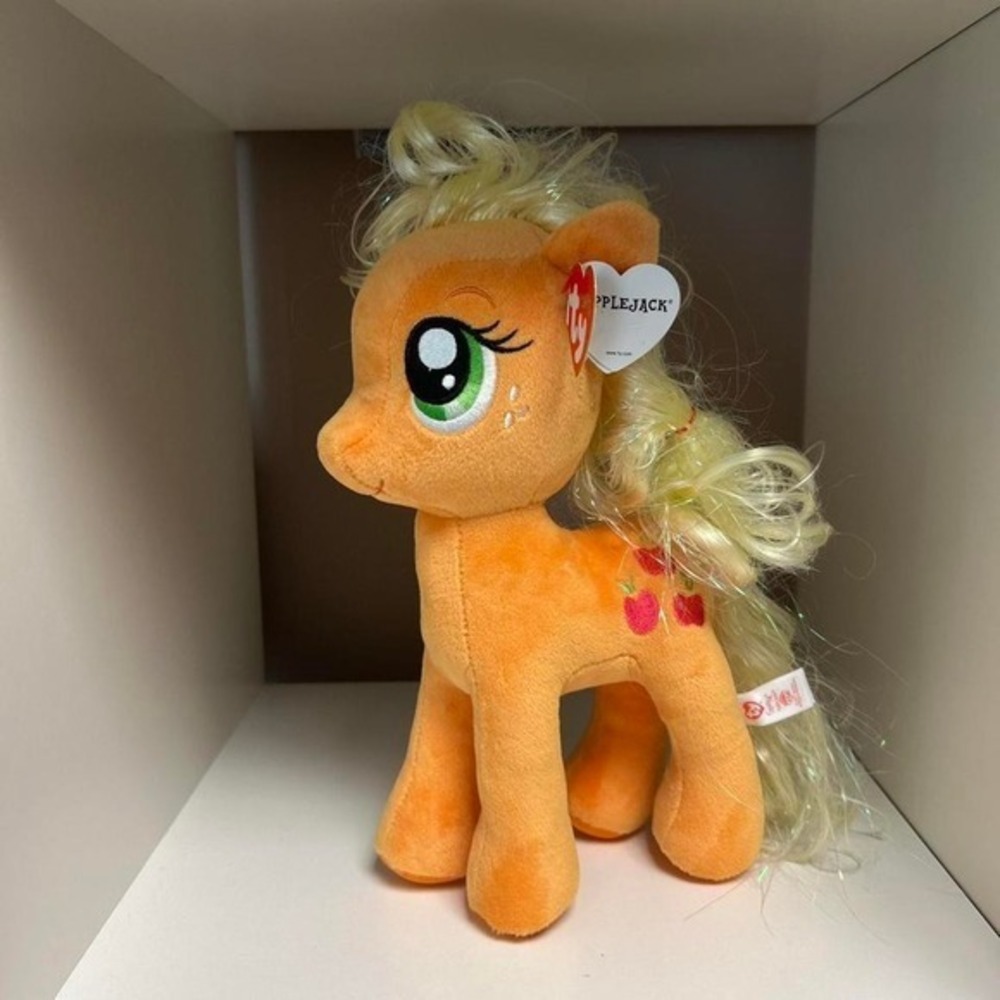 Applejack‎ plush